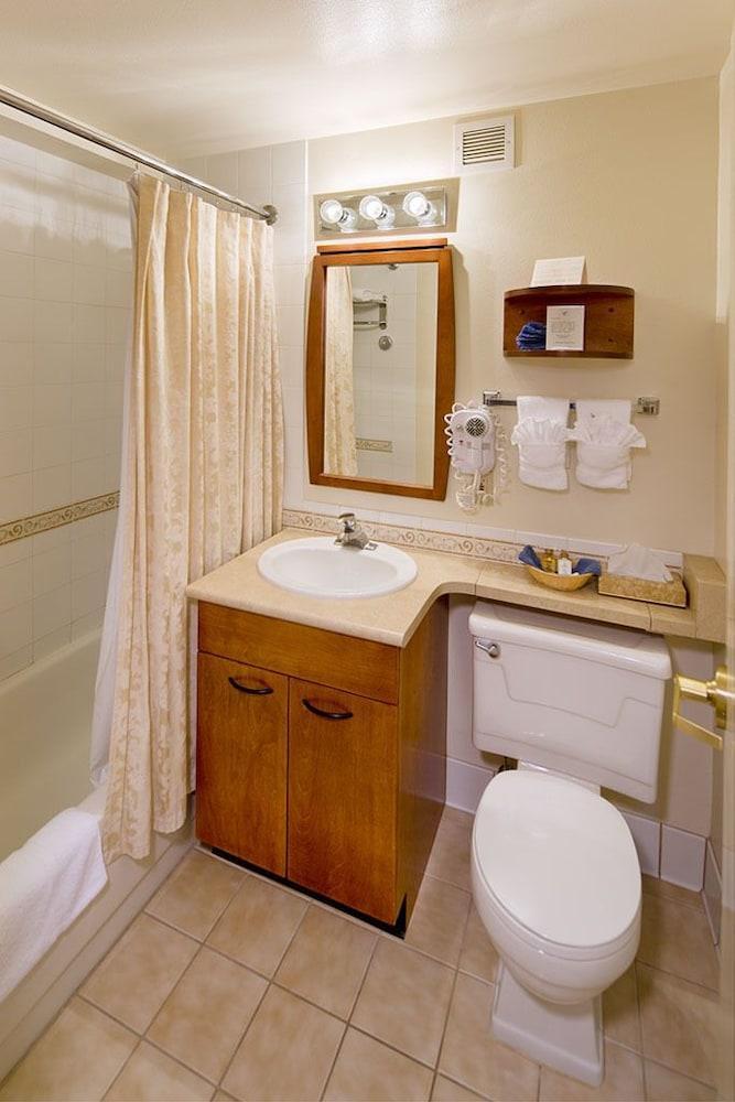 Anchorage Grand Hotel Екстериор снимка